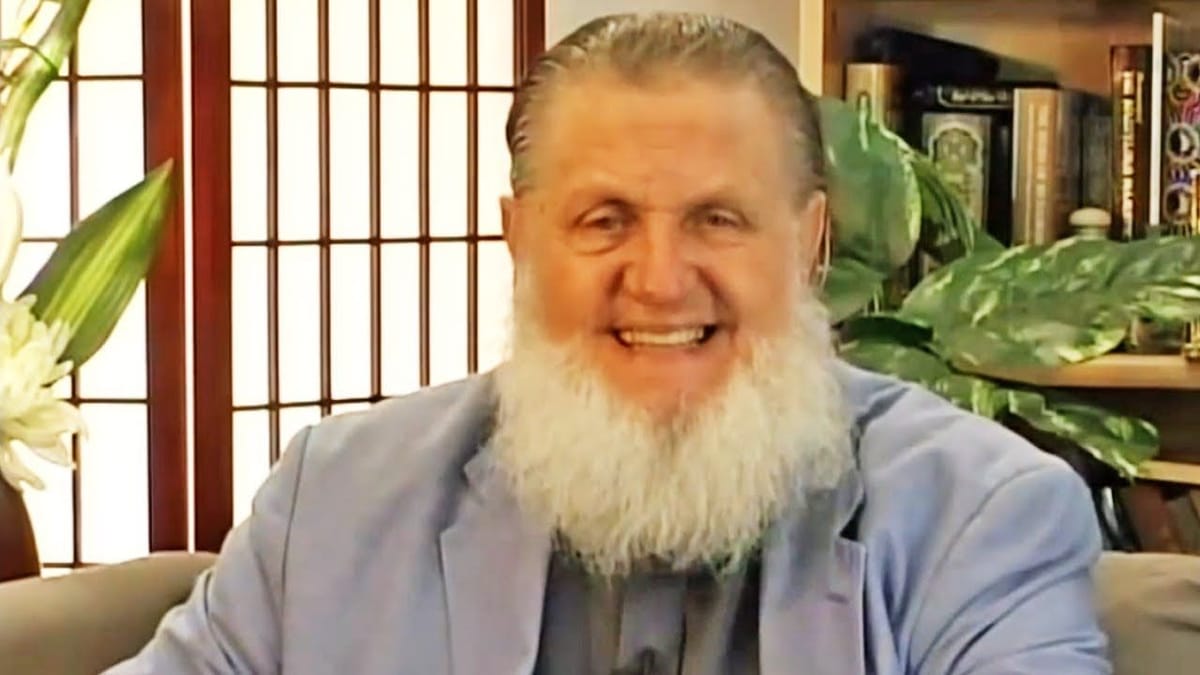 Yusuf Estes